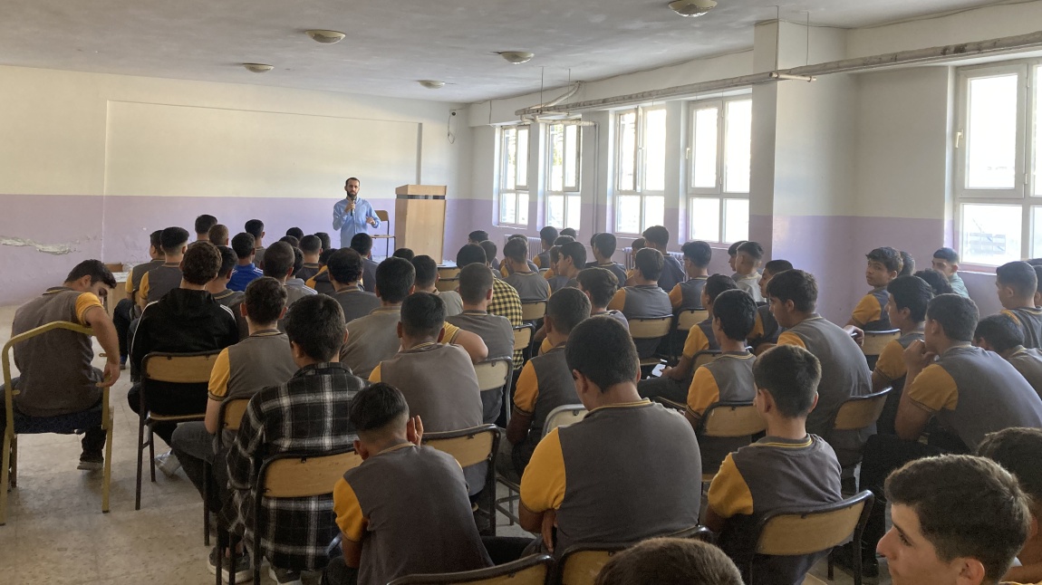 Hz. Peygamberimiz’in Hayatında Ahlak Söyleşisi