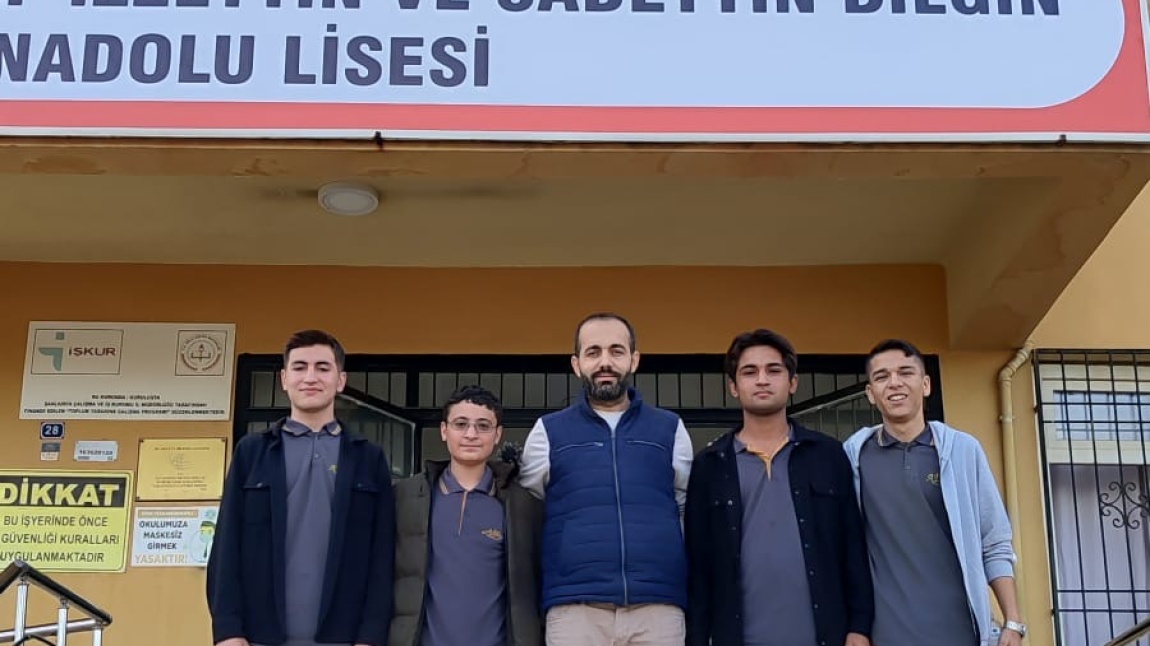 Bilgi Yarışmasında Finaldeyiz